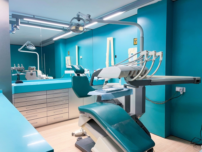 Clinica Dental Odo-Implant (2)
